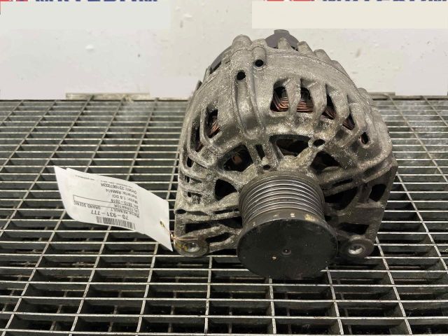 bontott RENAULT GRAND SCÉNIC Generátor