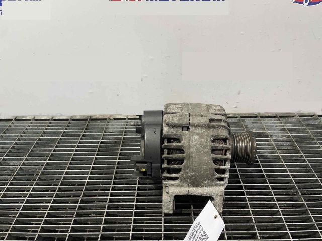 bontott RENAULT GRAND SCÉNIC Generátor