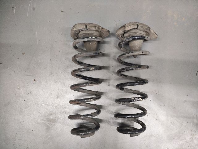 bontott RENAULT GRAND SCÉNIC Hátsó Rugó Pár