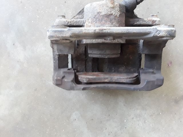 bontott RENAULT GRAND SCÉNIC Jobb első Féknyereg Munkahengerrel