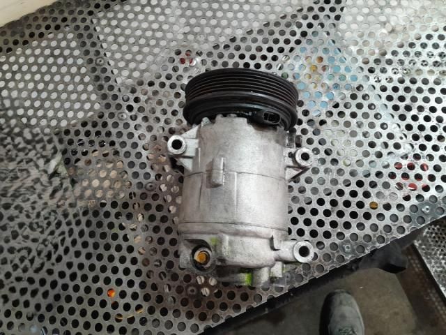 bontott RENAULT GRAND SCÉNIC Klímakompresszor