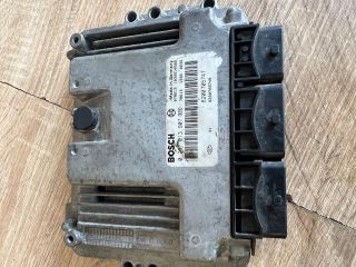 bontott RENAULT GRAND SCÉNIC Motorvezérlő