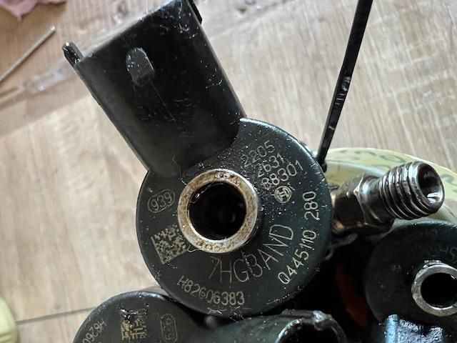 bontott RENAULT GRAND SCÉNIC Porlasztó (1 db)