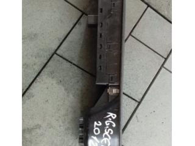 bontott RENAULT GRAND SCÉNIC Ablakemelő Kapcsoló Négyes / Kettes