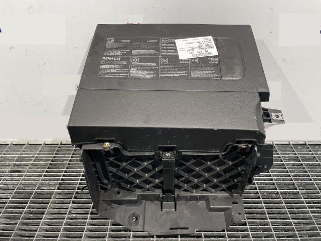 bontott RENAULT GRAND SCÉNIC Akkumulátor Tartó