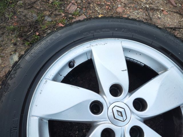 bontott RENAULT GRAND SCÉNIC Alufelni Szett Gumival