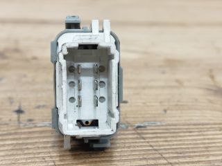 bontott RENAULT GRAND SCÉNIC Bal hátsó Ablakemelő Kapcsoló