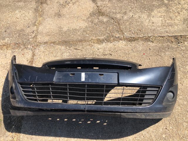 bontott RENAULT GRAND SCÉNIC Első Lökhárító (Részeivel)