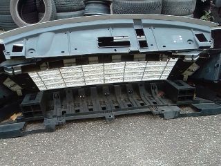 bontott RENAULT GRAND SCÉNIC Első Lökhárító (Részeivel)