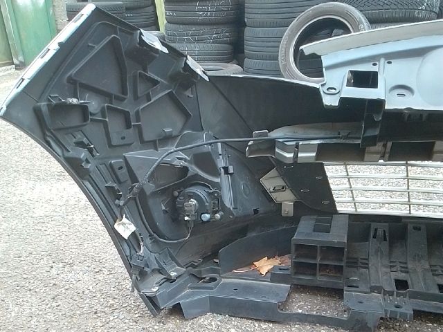 bontott RENAULT GRAND SCÉNIC Első Lökhárító (Részeivel)