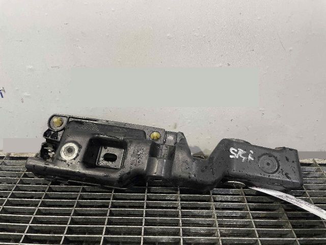 bontott RENAULT GRAND SCÉNIC Első Lökhárító Tartó Felső