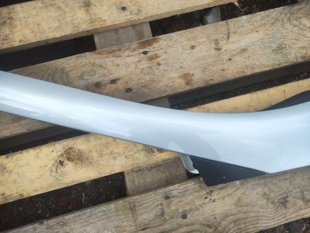 bontott RENAULT GRAND SCÉNIC Első Szélvédő Jobb Díszléc