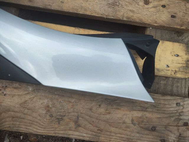 bontott RENAULT GRAND SCÉNIC Első Szélvédő Jobb Díszléc