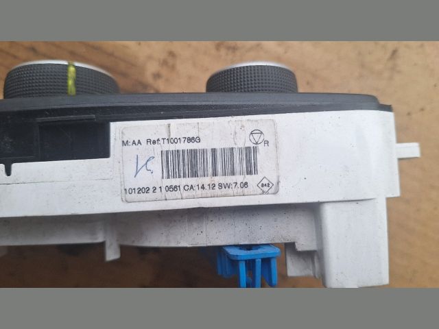 bontott RENAULT GRAND SCÉNIC Fűtéskapcsoló (manuális klímás)