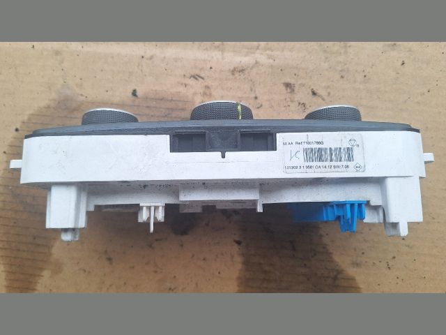 bontott RENAULT GRAND SCÉNIC Fűtéskapcsoló (manuális klímás)