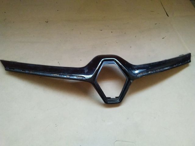 bontott RENAULT GRAND SCÉNIC Hűtőrács