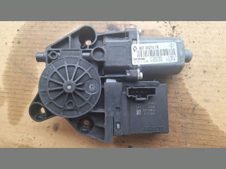 bontott RENAULT GRAND SCÉNIC Jobb első Ablakemelő Motor