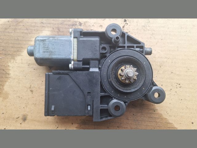 bontott RENAULT GRAND SCÉNIC Jobb első Ablakemelő Motor