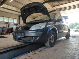 bontott RENAULT GRAND SCÉNIC Jobb első Ajtó (Üres lemez)