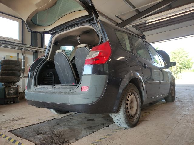 bontott RENAULT GRAND SCÉNIC Jobb első Gumikéder