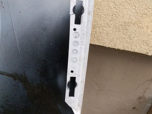 bontott RENAULT GRAND SCÉNIC Jobb első Sárvédő