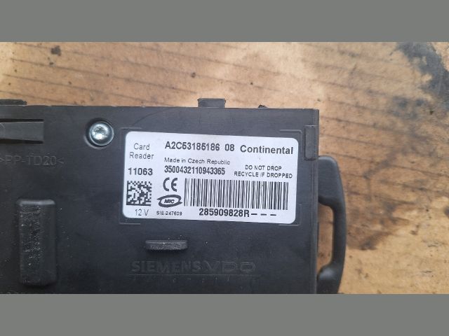 bontott RENAULT GRAND SCÉNIC Kártyaolvasó