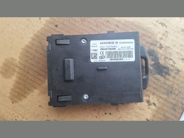 bontott RENAULT GRAND SCÉNIC Kártyaolvasó