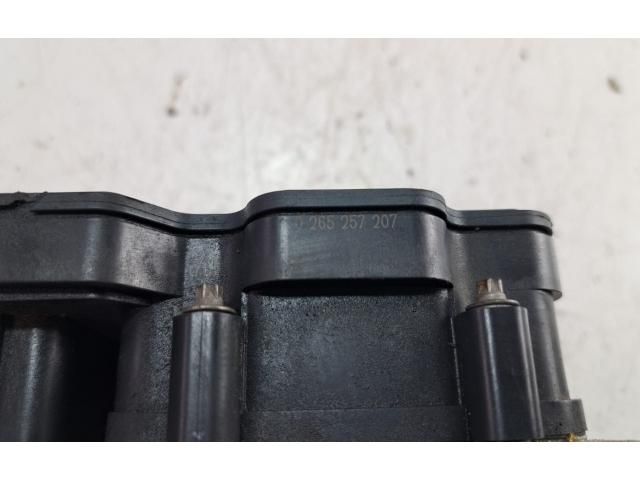 bontott RENAULT KADJAR ABS Kocka