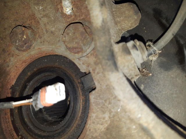 bontott RENAULT KADJAR Jobb első Csonkállvány Kerékaggyal