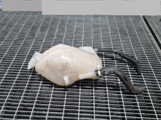 bontott RENAULT KADJAR Kiegyenlítő Tartály