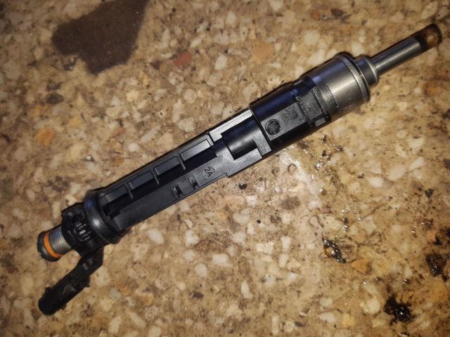 bontott RENAULT KADJAR Porlasztó (1 db)