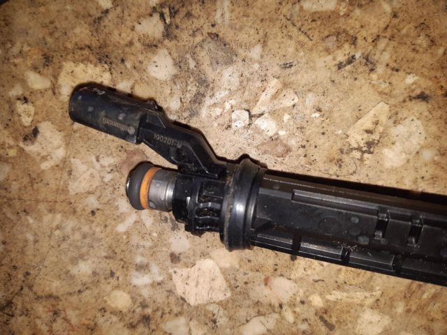 bontott RENAULT KADJAR Porlasztó (1 db)