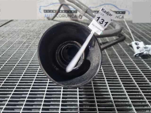 bontott RENAULT KADJAR Tankbetöltő Cső (Fém)