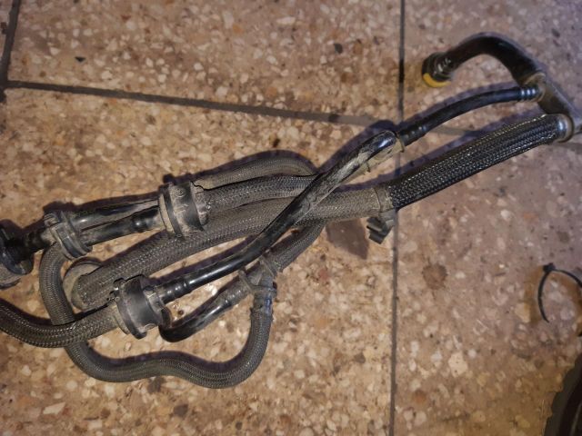 bontott RENAULT KADJAR Tankbetöltő Cső (Fém)