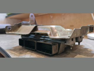 bontott RENAULT KADJAR Motorvezérlő