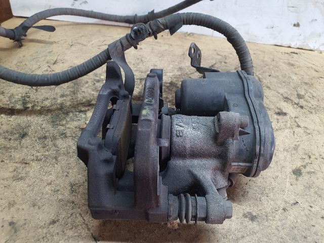 bontott RENAULT KADJAR Jobb hátsó Féknyereg Munkahengerrel