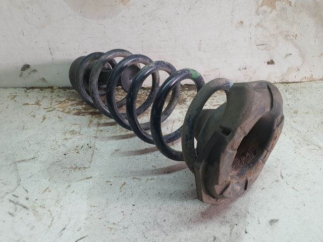 bontott RENAULT KADJAR Jobb hátsó Rugó