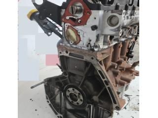 bontott RENAULT KADJAR Motor (Fűzött blokk hengerfejjel)