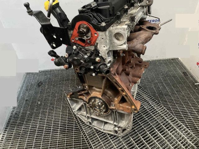 bontott RENAULT KADJAR Motor (Fűzött blokk hengerfejjel)