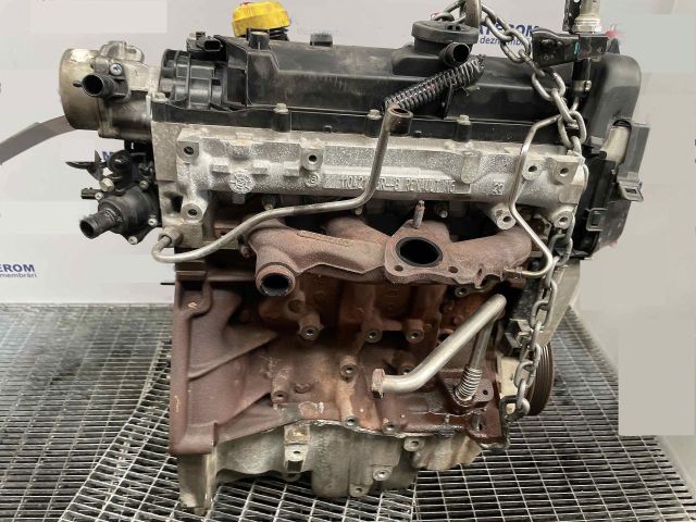 bontott RENAULT KADJAR Motor (Fűzött blokk hengerfejjel)