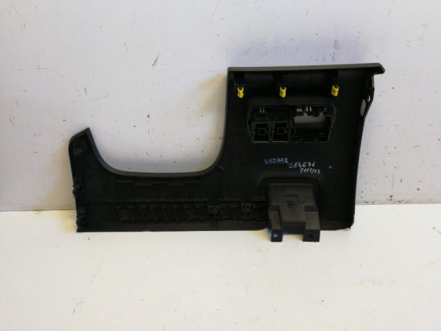 bontott RENAULT KADJAR Bal Alsó Műszerfal Burkolat