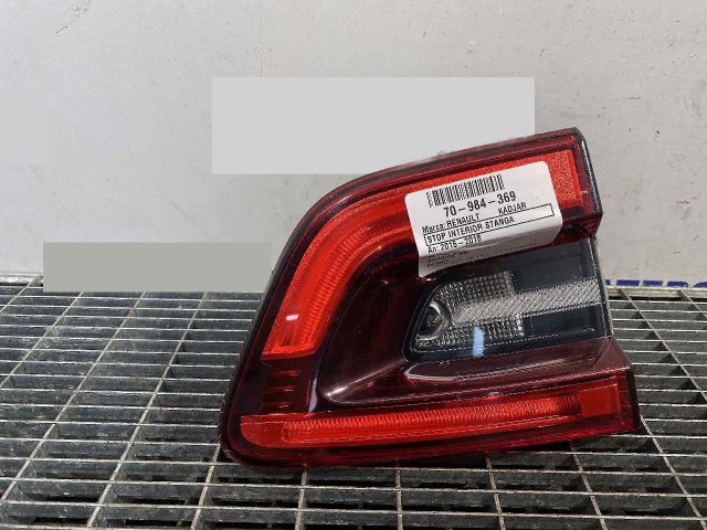 bontott RENAULT KADJAR Bal Belső Hátsó Lámpa