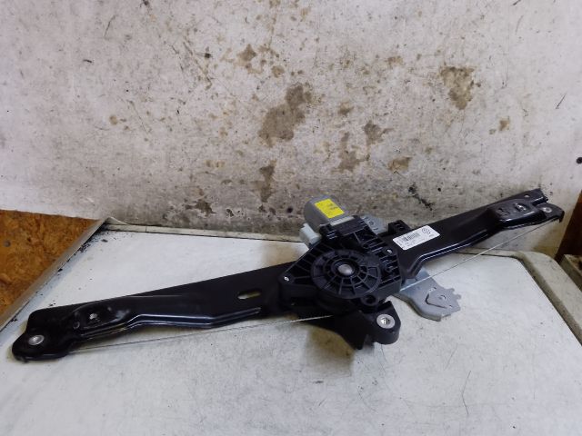 bontott RENAULT KADJAR Bal első Ablakemelő Szerkezet (Elektromos)