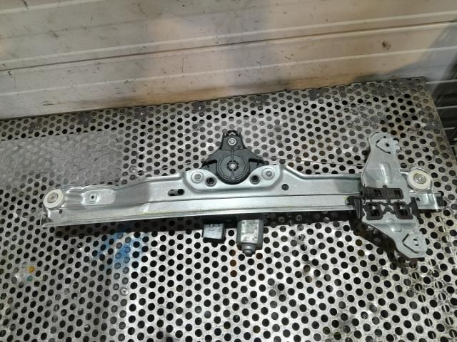 bontott RENAULT KADJAR Bal első Ablakemelő Szerkezet (Elektromos)