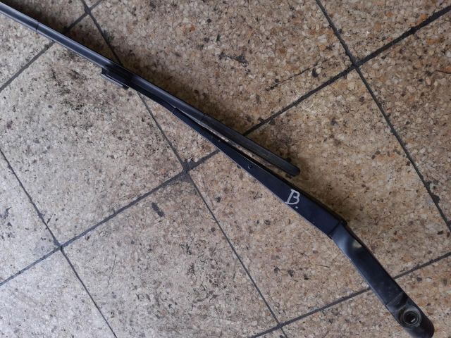 bontott RENAULT KADJAR Bal első Ablaktörlő Kar