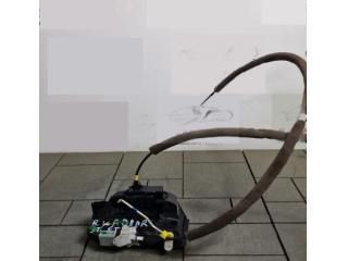 bontott RENAULT KADJAR Bal első Ajtózár