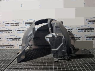 bontott RENAULT KADJAR Bal első Dobbetét (Kerékjárati, Műanyag)