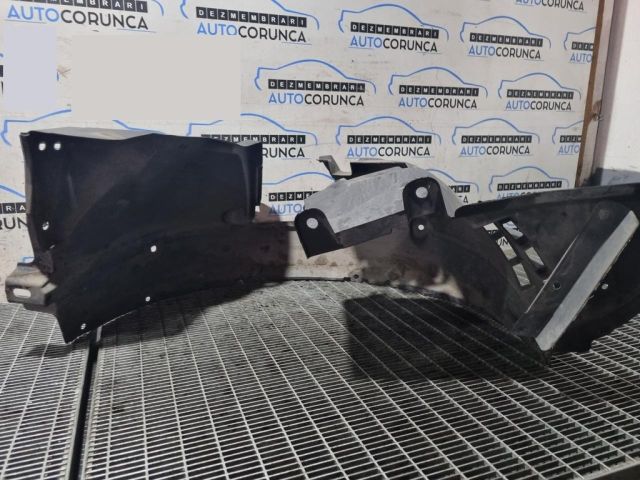 bontott RENAULT KADJAR Bal első Dobbetét (Kerékjárati, Műanyag)