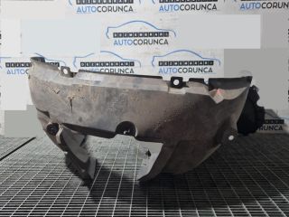 bontott RENAULT KADJAR Bal első Dobbetét (Kerékjárati, Műanyag)