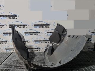 bontott RENAULT KADJAR Bal első Dobbetét (Kerékjárati, Műanyag)